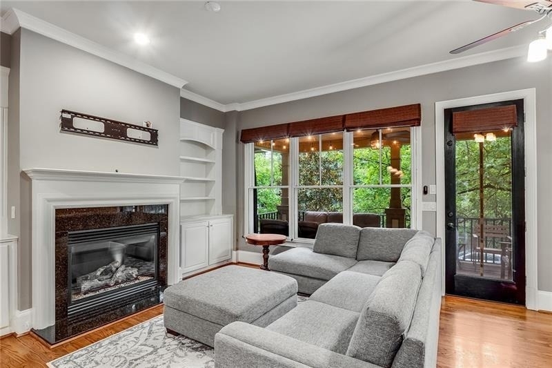 1219 Mecaslin Street Nw - Photo 8