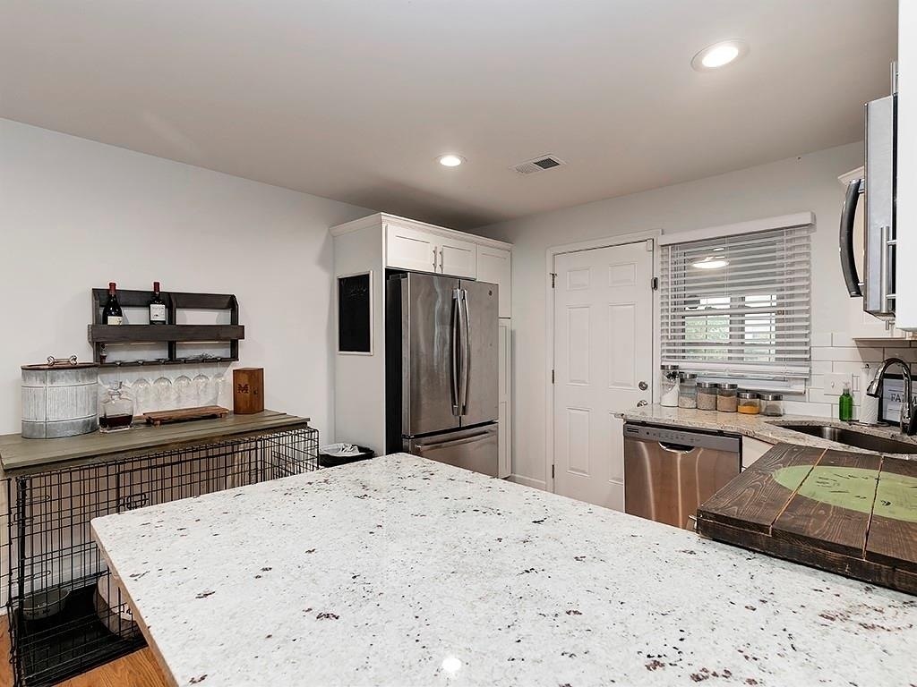 3940 Forrest Court - Photo 10