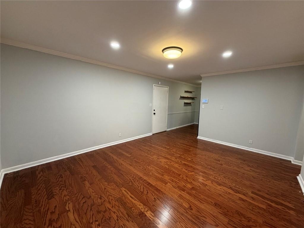 789 Jordan Lane - Photo 4