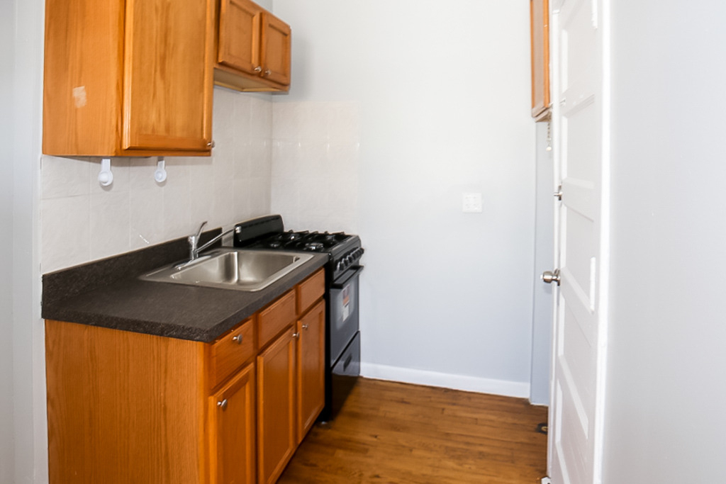 3267 W Wrightwood Avenue - Photo 2