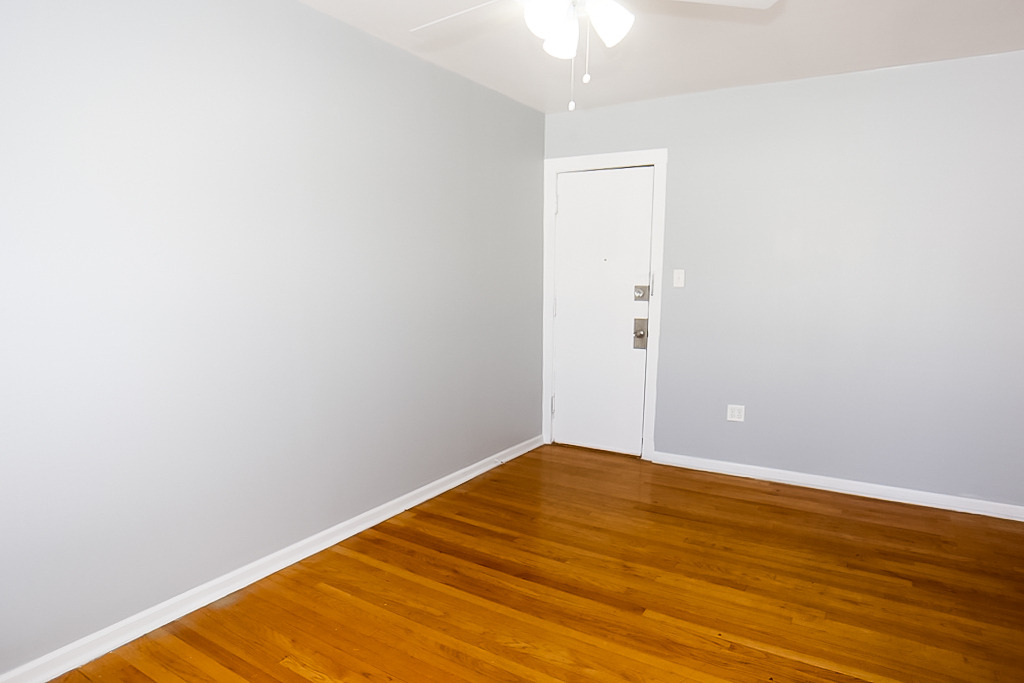3267 W Wrightwood Avenue - Photo 8