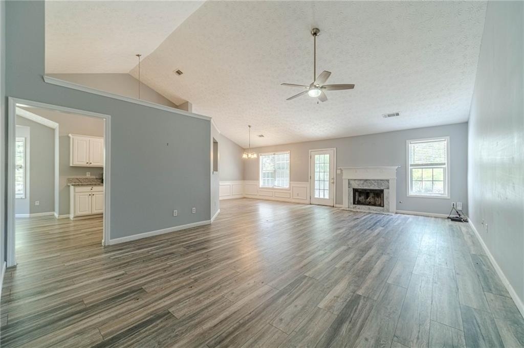 1617 Amhearst Walk Road - Photo 4