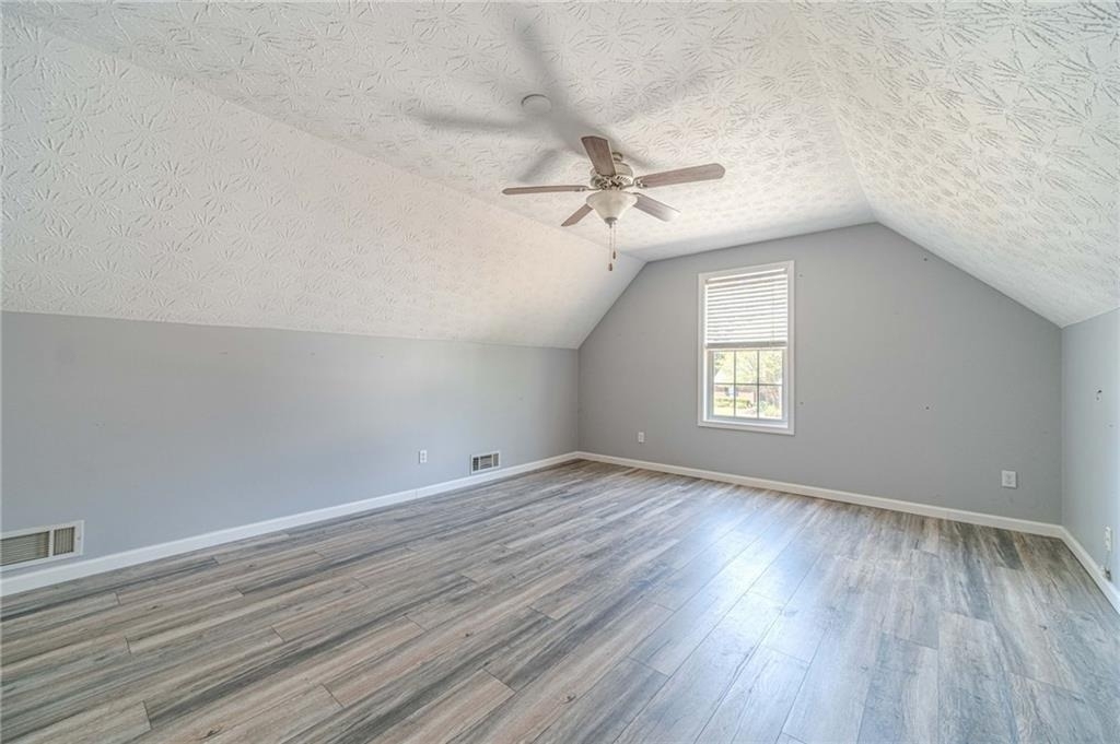 1617 Amhearst Walk Road - Photo 34