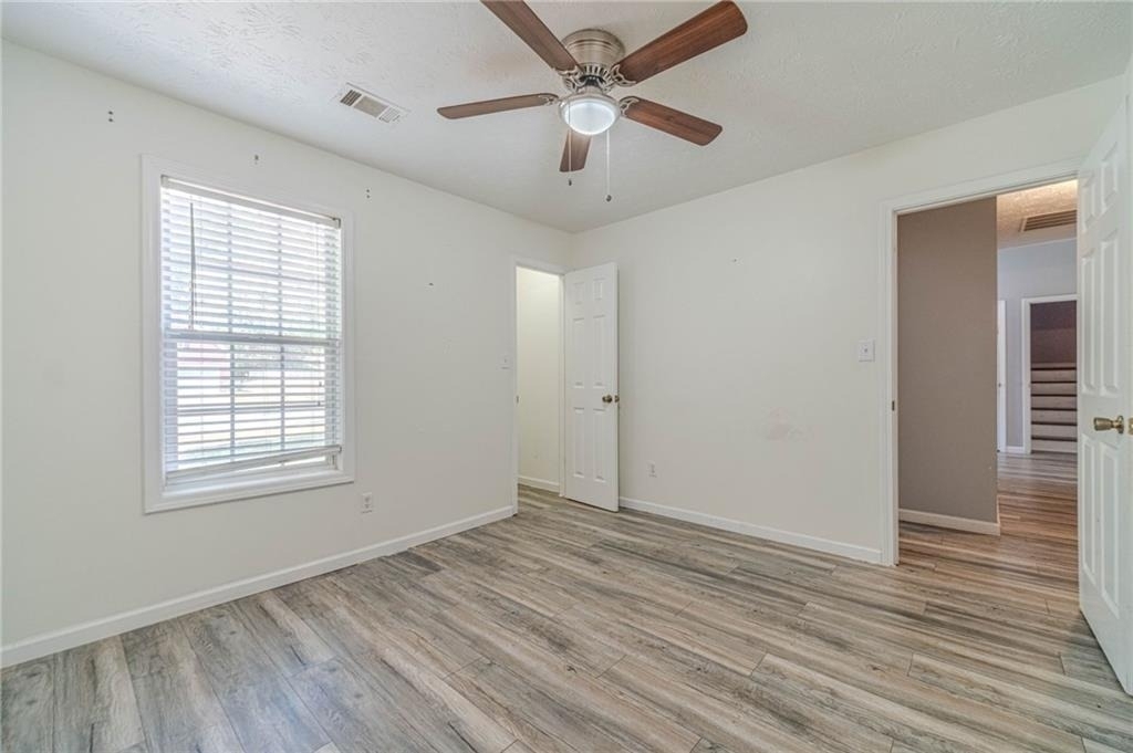 1617 Amhearst Walk Road - Photo 19