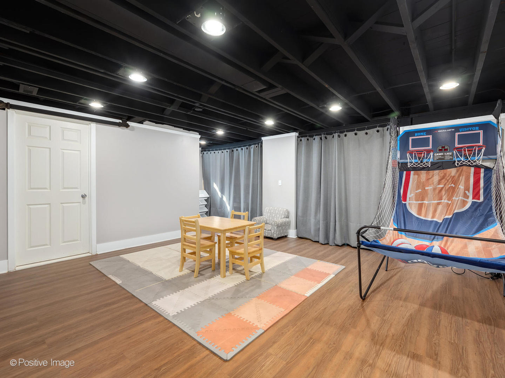 392 E Saint Charles Road - Photo 16