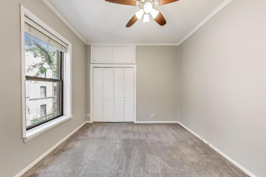 749 W California Terrace - Photo 9