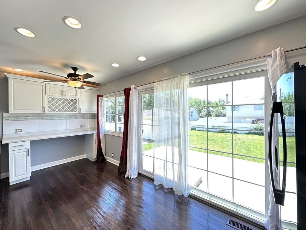 5817 Allemong Drive - Photo 4