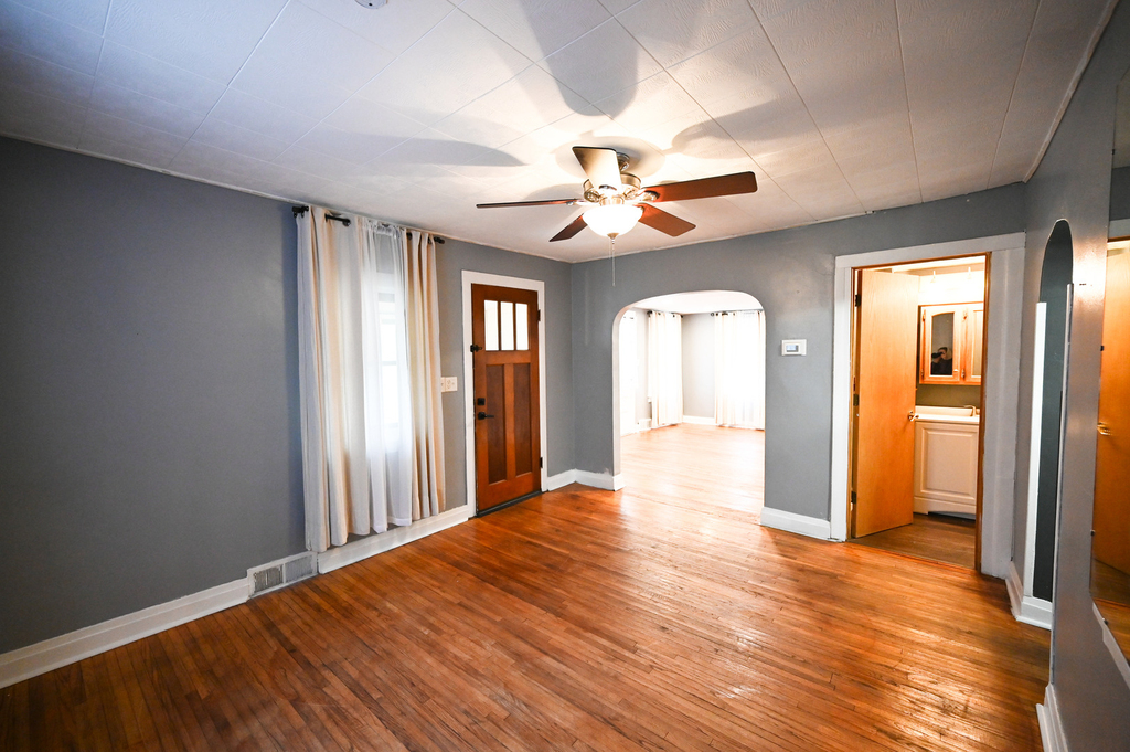 219 S 7th Street - Photo 7