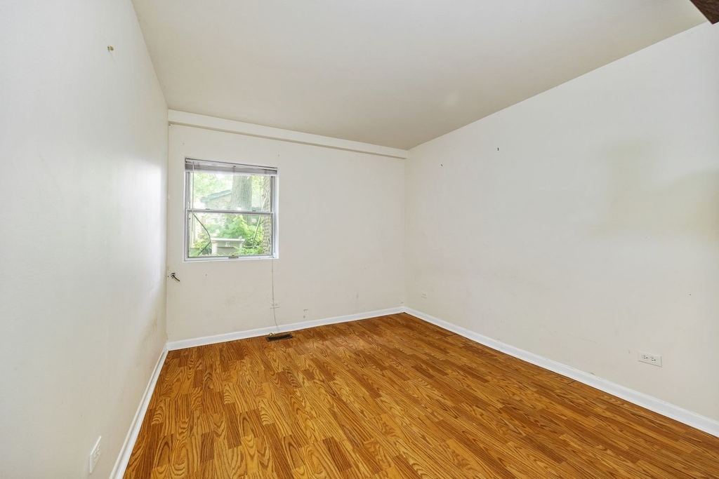 730 W Schubert Avenue - Photo 11
