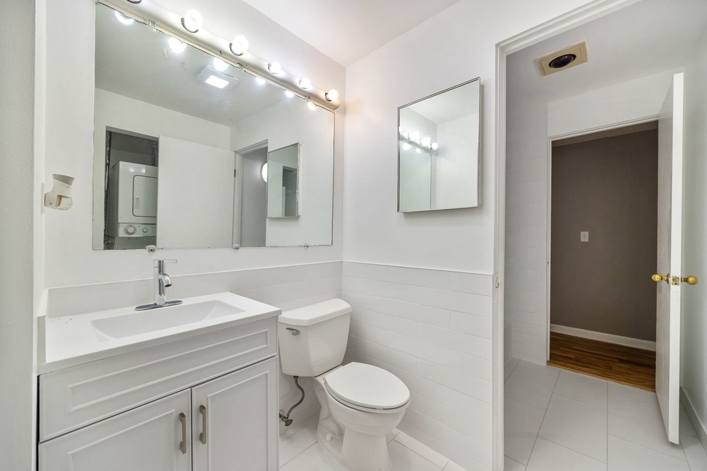 730 W Schubert Avenue - Photo 9