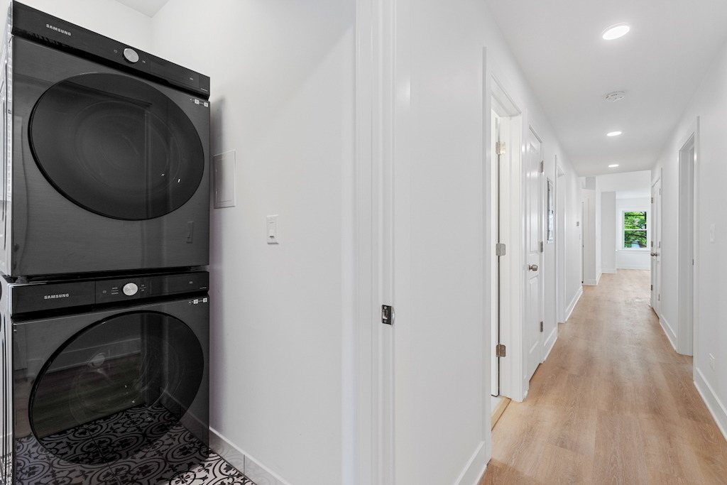 6423 N Washtenaw Avenue - Photo 14