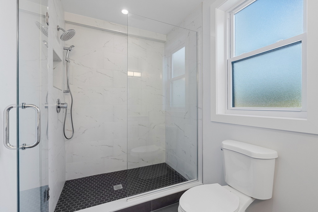 6423 N Washtenaw Avenue - Photo 12
