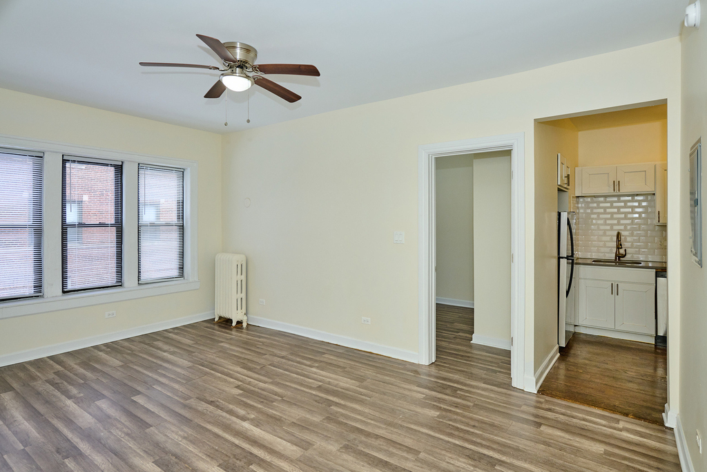 1355 W Touhy Avenue - Photo 4