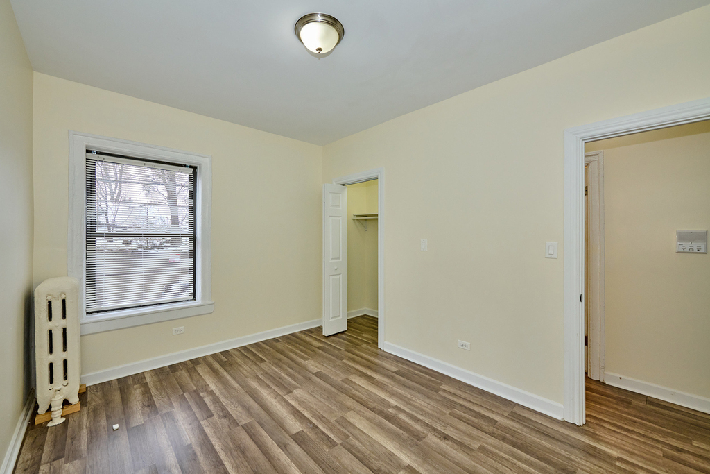 1355 W Touhy Avenue - Photo 10