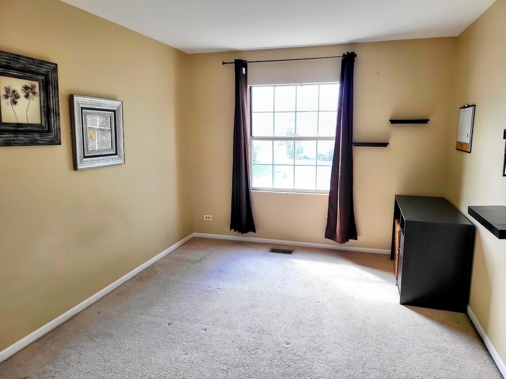 216 Ivy Court - Photo 12