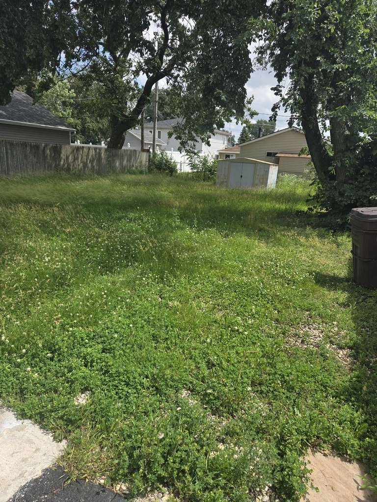 7139 W 74th Street - Photo 15