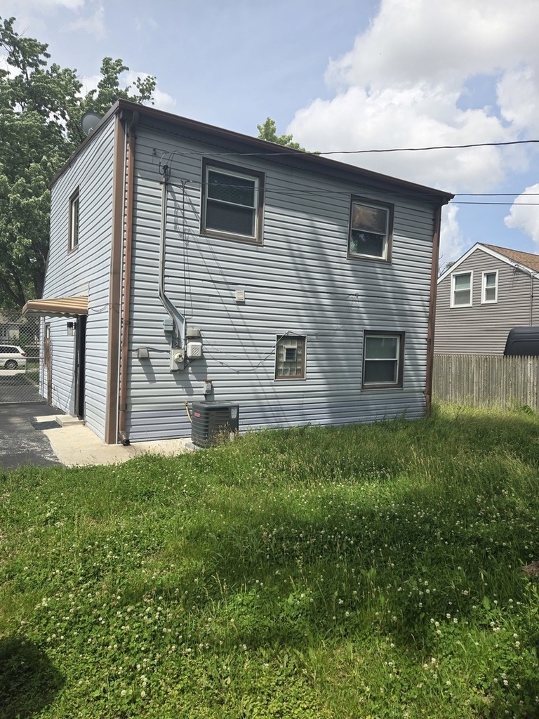 7139 W 74th Street - Photo 16
