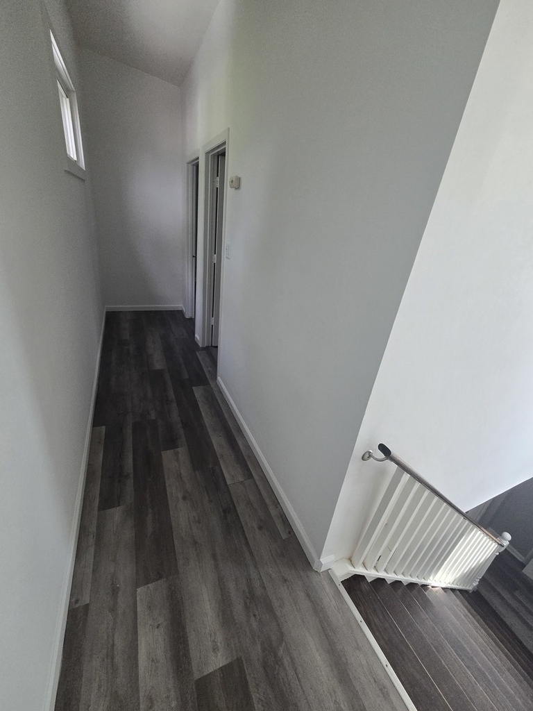 7139 W 74th Street - Photo 10