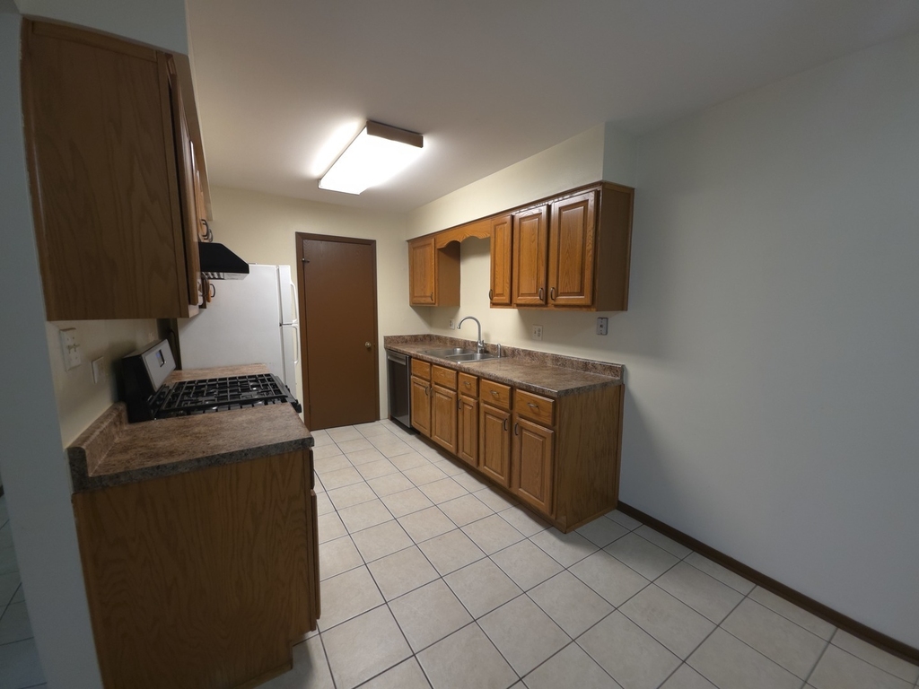 412 E Bailey Road - Photo 2