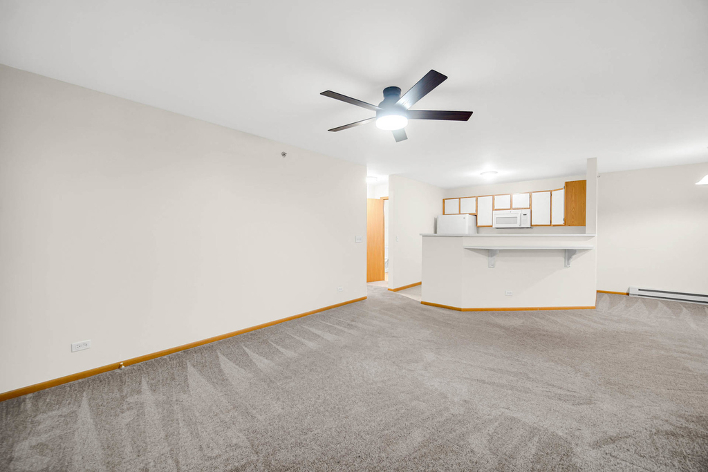 300 Cunat Boulevard - Photo 4