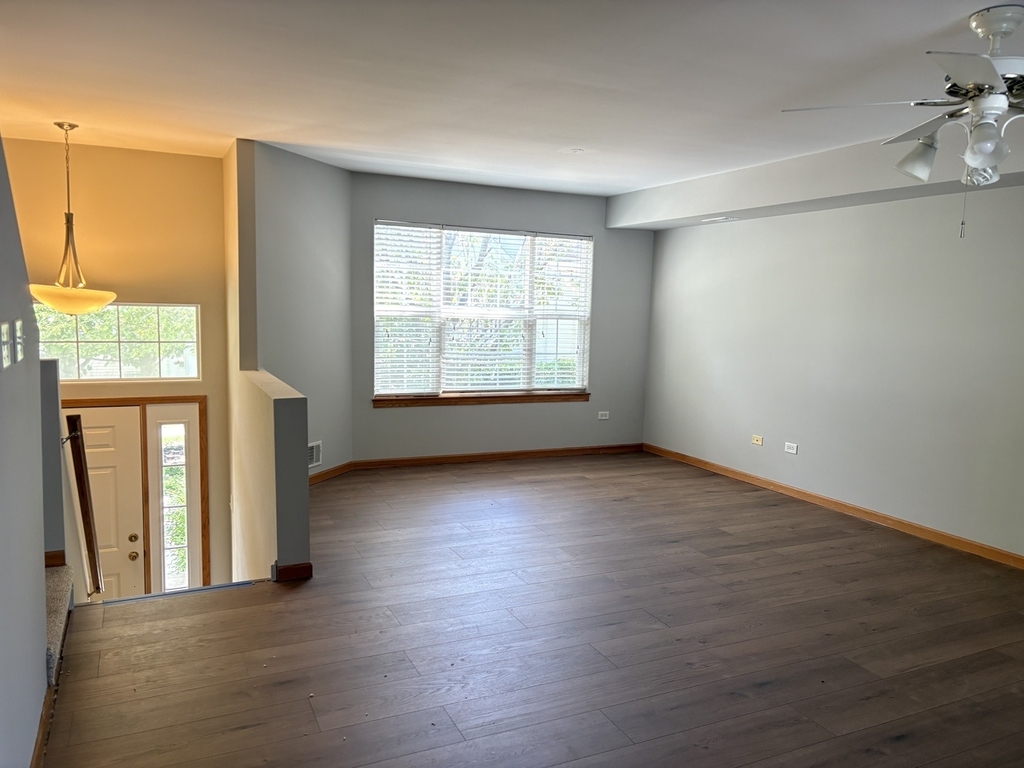 2704 Canyon Drive - Photo 3