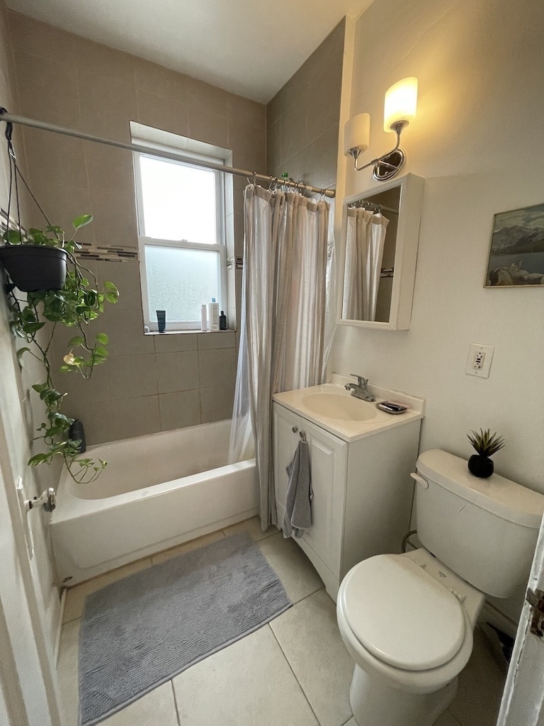 2910 N Albany Avenue - Photo 11