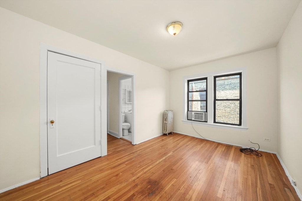 3308 W Schubert Avenue - Photo 1