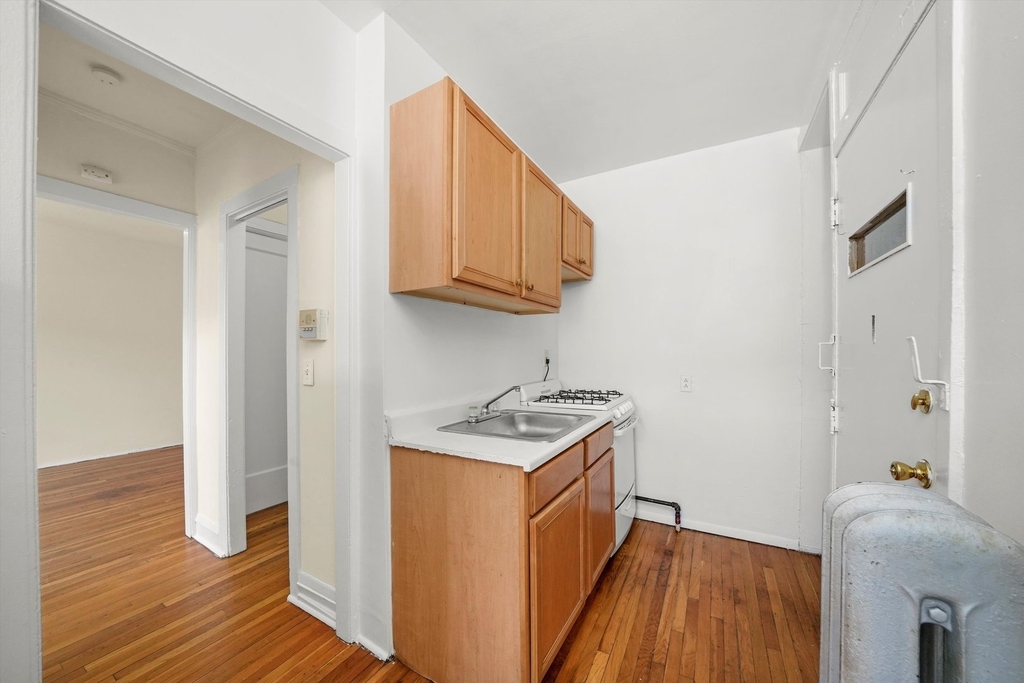 3308 W Schubert Avenue - Photo 5
