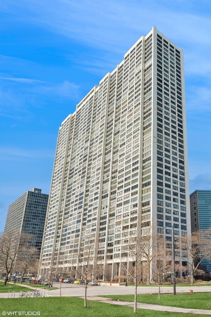 2800 N Lake Shore Drive - Photo 0