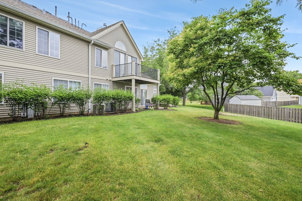 1632 Columbia Circle - Photo 17