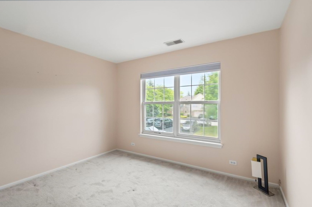 1632 Columbia Circle - Photo 13