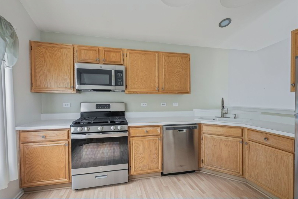 1632 Columbia Circle - Photo 8