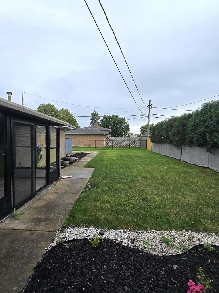 6101 W 82nd Place - Photo 19