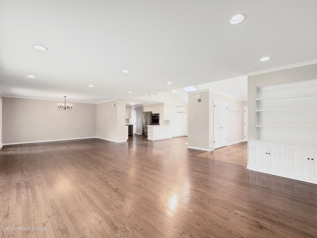 521 Pamela Circle - Photo 3
