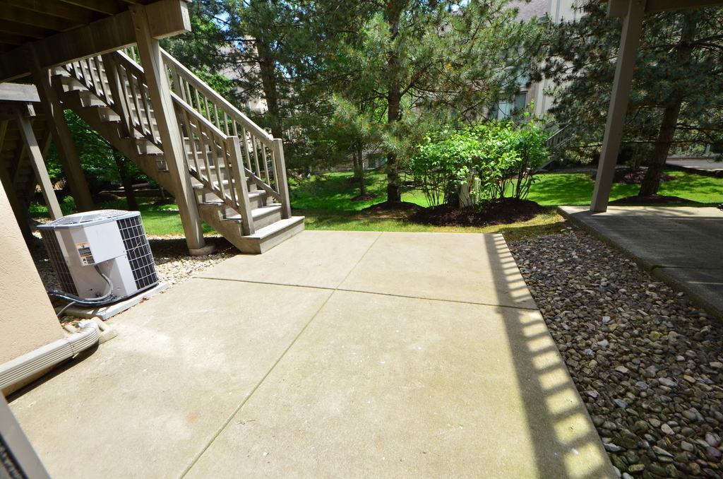 1577 S Kembley Avenue - Photo 28
