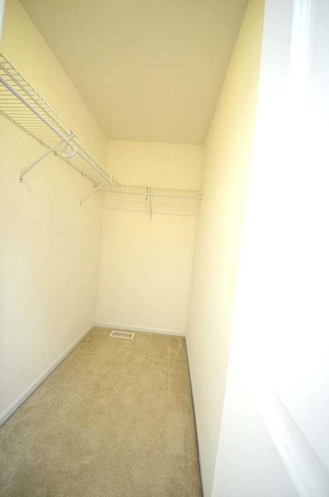 1577 S Kembley Avenue - Photo 21
