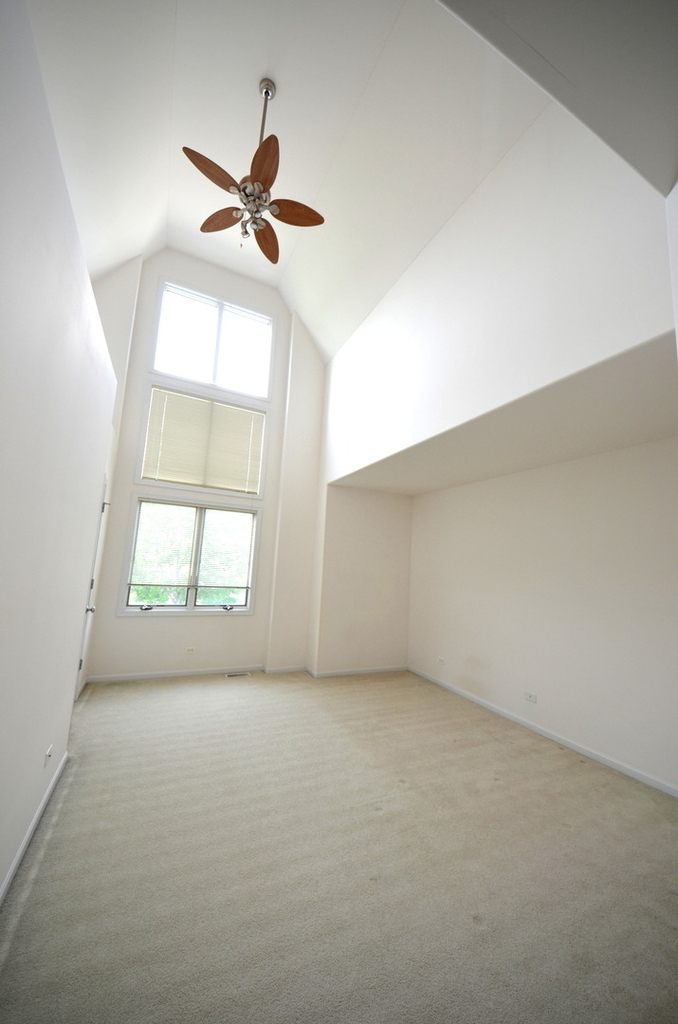 1577 S Kembley Avenue - Photo 20