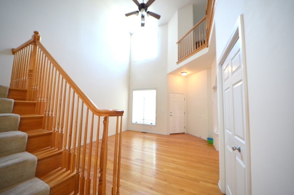 1577 S Kembley Avenue - Photo 1