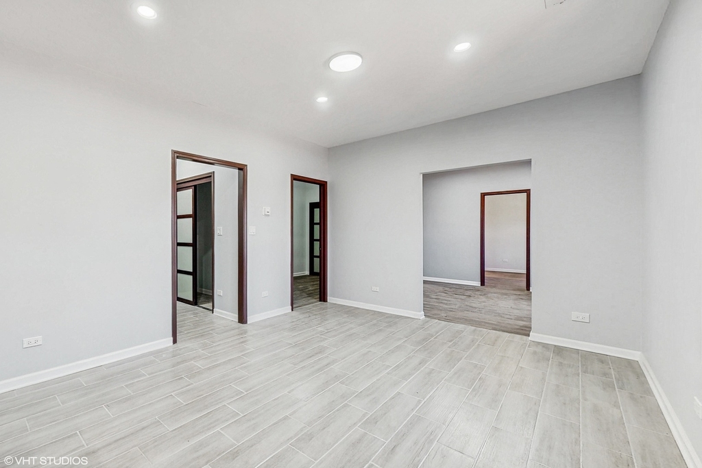 6808 N Clark Street - Photo 10