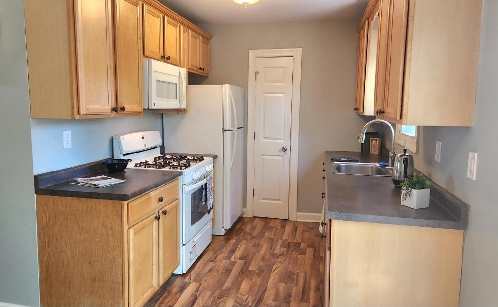 608 Sheridan Drive - Photo 5