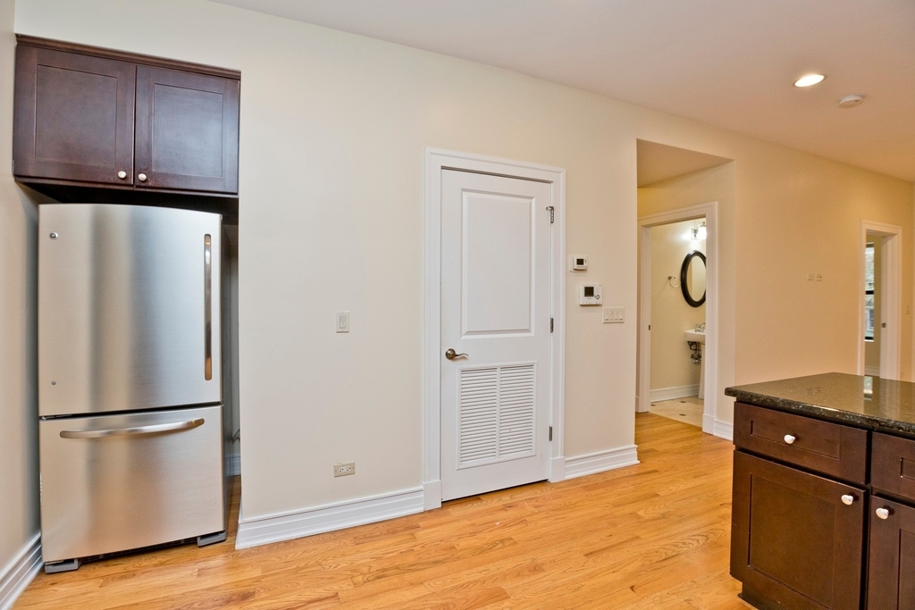 1640 W Fargo Avenue - Photo 4