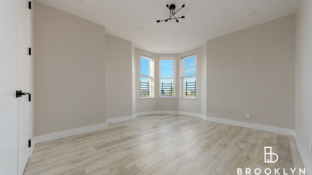 739 6th Ave 11215 - Photo 4