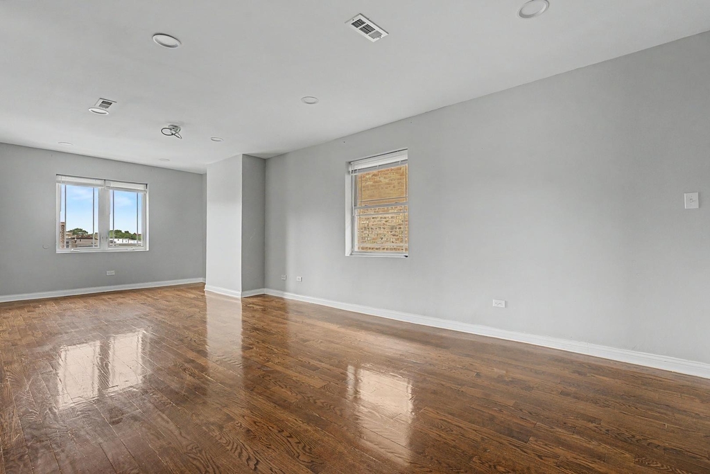 6540 S Maryland Avenue - Photo 1