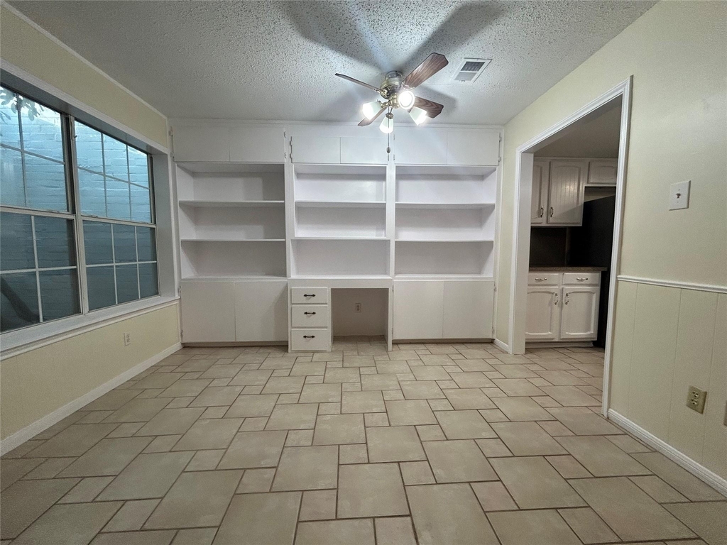 2456 Country Club Drive - Photo 10
