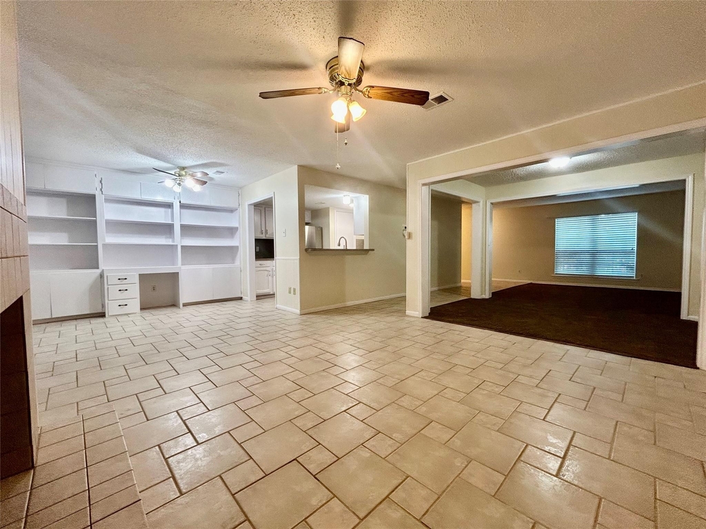 2456 Country Club Drive - Photo 9