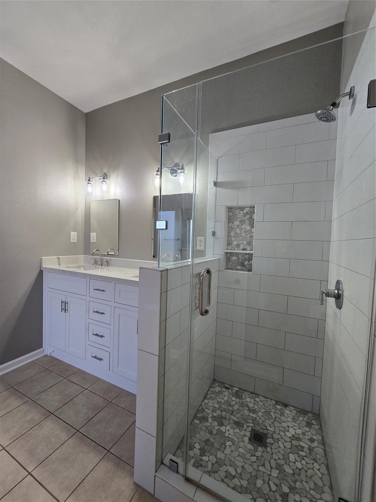 215 Danna Street - Photo 18