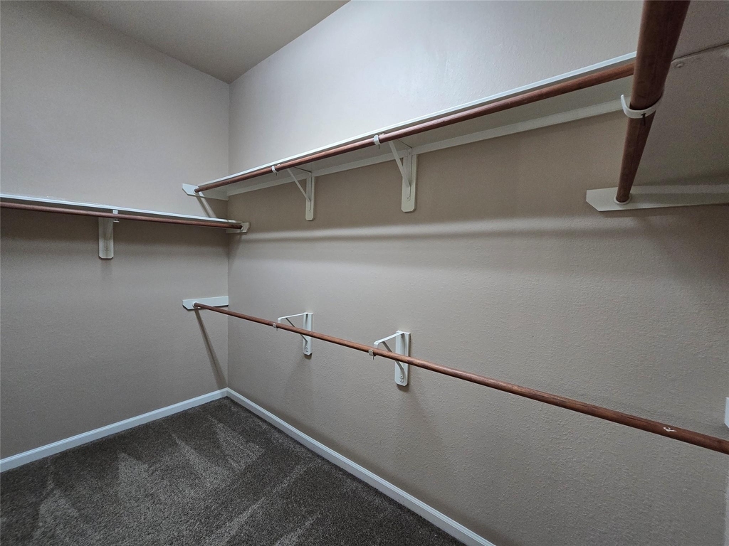215 Danna Street - Photo 20