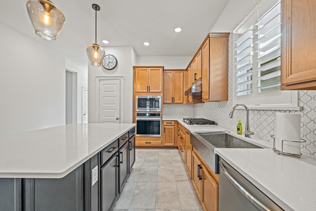 18530 Joyous Lane - Photo 8