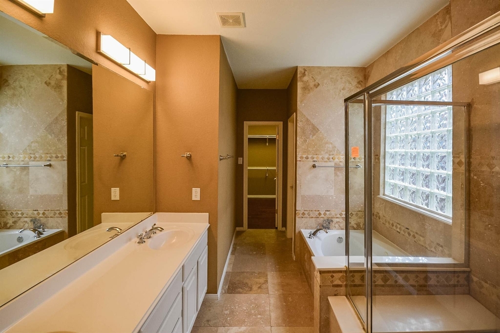 3211 Chapel Creek Way - Photo 16
