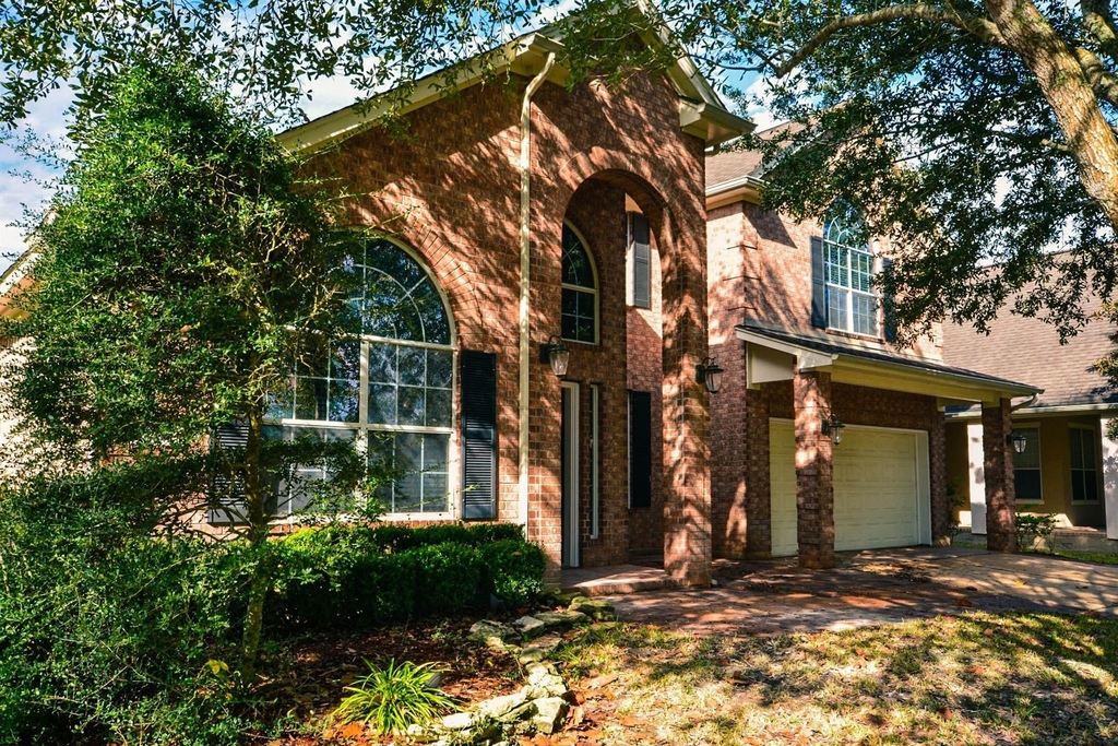 3211 Chapel Creek Way - Photo 2